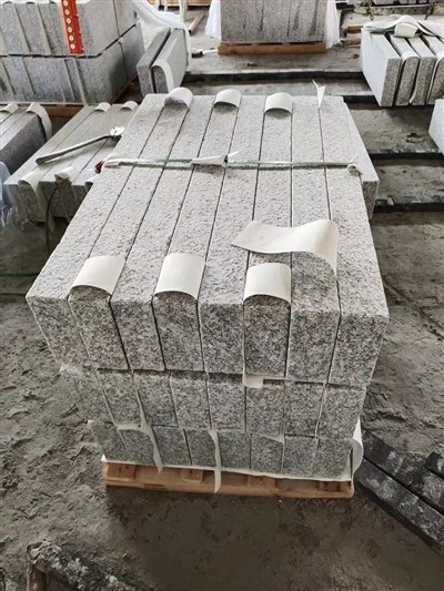 Borduri de granit gri